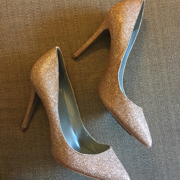 H by Halston Shoes - H by Halston Stella Gold Glitter pumps, never worn